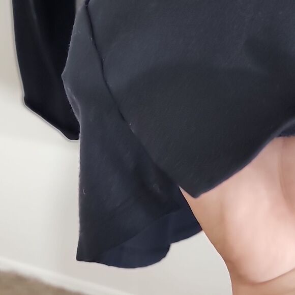 Lane Bryant long sleeve top with mesh neckline size 18-20 - Picture 3 of 8